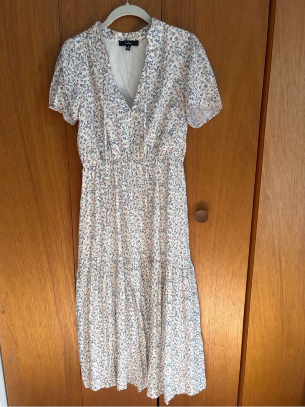 Lulus Floral V-Neck Midi Dress